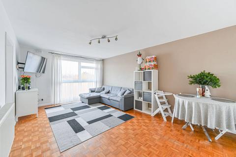 2 bedroom flat for sale, St Johns Park, Blackheath, London, SE3