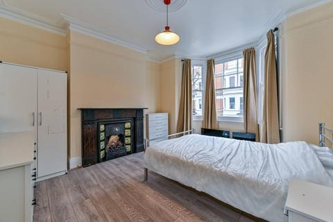 117 Widdenham Road, London, N7 9SF