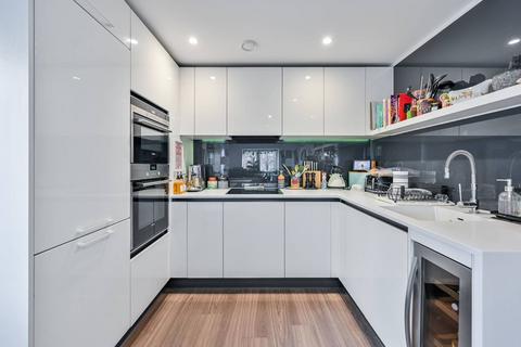 2 bedroom flat for sale, Loxford House, Islington, London, N5