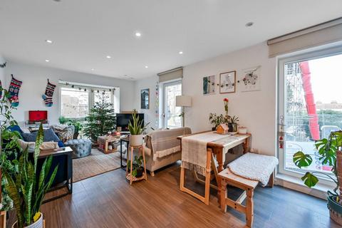 2 bedroom flat for sale, Loxford House, Islington, London, N5