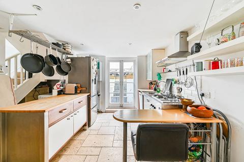 2 bedroom maisonette for sale, Coldharbour Lane, Brixton, London, SW9