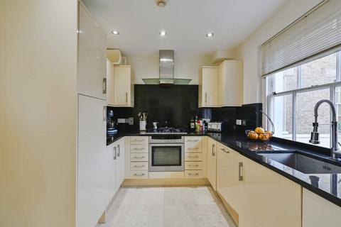 1 Gloucester Gate, London, NW1 4HG