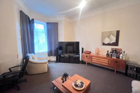 5 bedroom flat for sale, Durham Road, Gateshead, NE8