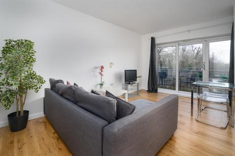 2 bedroom duplex to rent, Liverpool Road, Barnsbury