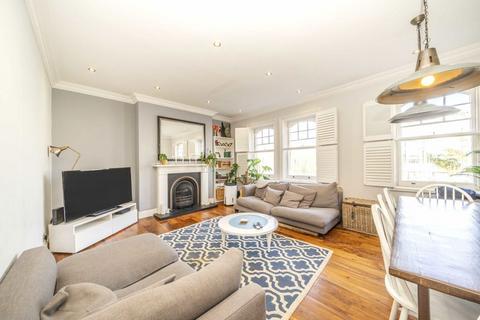 3 bedroom flat for sale, Clapham Road, London SW9