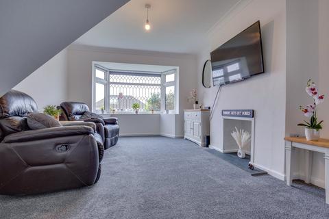 12 Hill Top Place, Grimsby, DN34 5PF