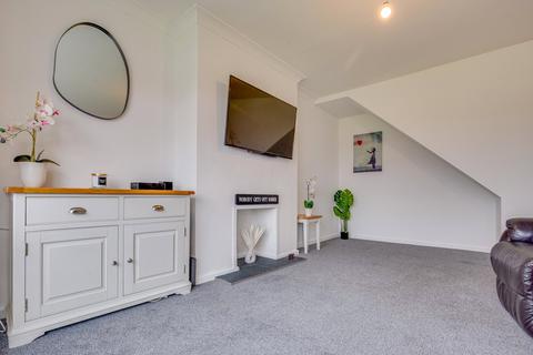 12 Hill Top Place, Grimsby, DN34 5PF
