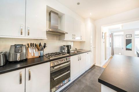 2 bedroom house for sale, Keble Street, London SW17