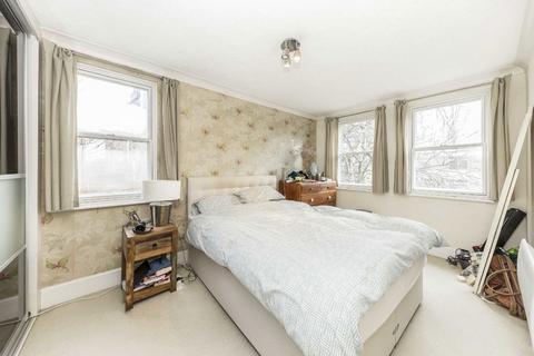 2 bedroom flat for sale, East Hill, London SW18