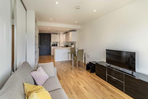 1 bedroom flat for sale, Juniper Drive, London SW18