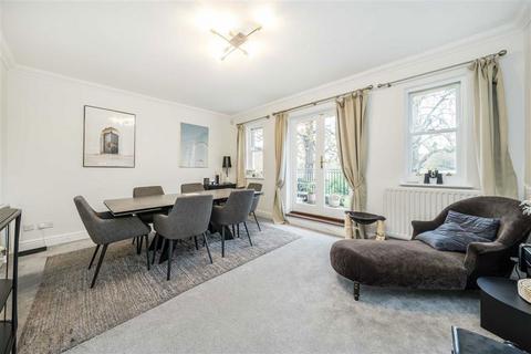 4 bedroom house for sale, Admiralty Way, Teddington TW11