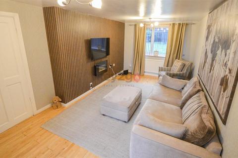 2 bedroom end of terrace house to rent, Bramley Close, Mosborough, Sheffield