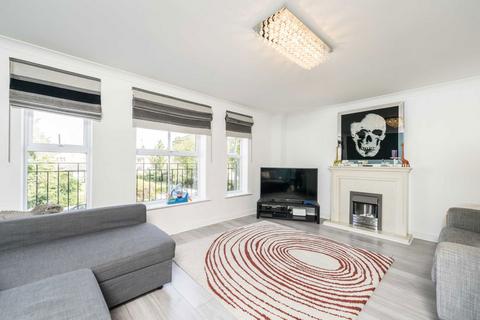 4 bedroom terraced house for sale, Bowater Gardens, Sunbury-On-Thames TW16