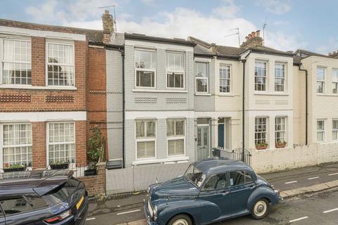 Stanley Gardens Road, Teddington TW11