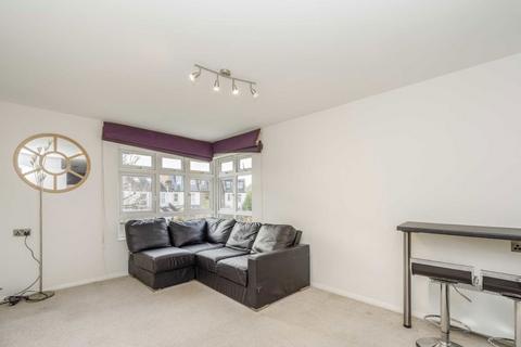 1 bedroom flat to rent, Effra Road, Wimbledon