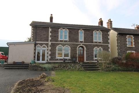 5 bedroom link detached house for sale, Commercial Street, Abergavenny, NP7