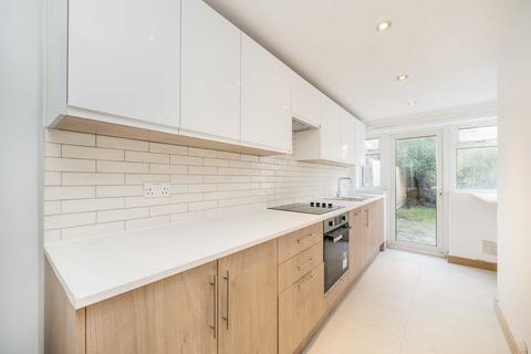 2 bedroom house to rent, School House Lane, Teddington TW11