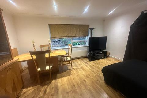 1 bedroom in a house share to rent, Lakeside Court (All Bills Included), Thurnby LE7