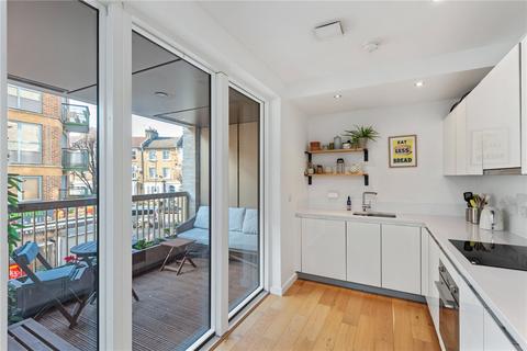 2 bedroom apartment for sale, Brownswood Road, London, N4