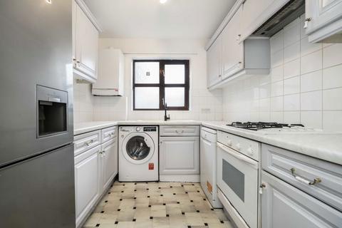 2 bedroom flat to rent, Woodside Lane, London N12