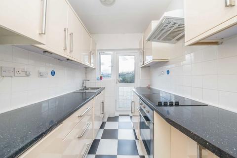 3 bedroom semi-detached house for sale, Hinton Avenue, Hounslow TW4