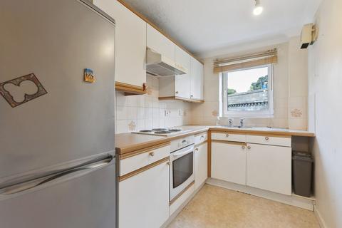 undefined, Roseburn Place, Edinburgh, EH12