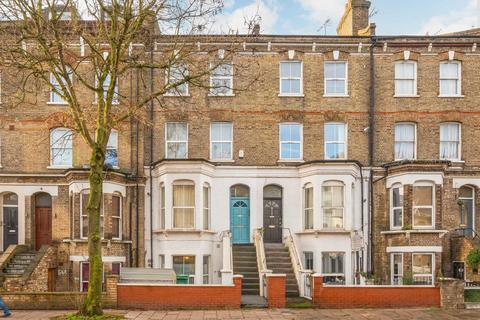 2 bedroom flat for sale, Fonthill Road, London N4