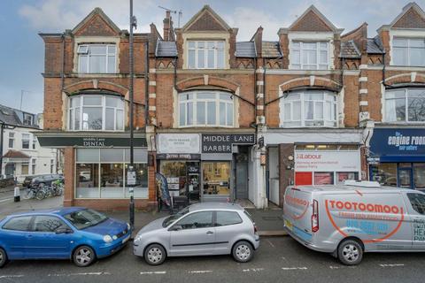 1 bedroom flat for sale, Middle Lane, London N8