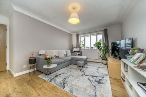 2 bedroom flat for sale, Southey Road, London SW19