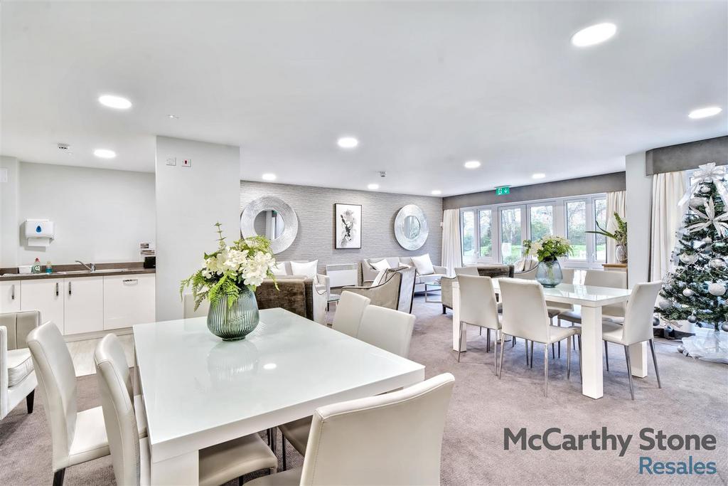 8631458-interior11.jpg