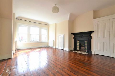 2 bedroom flat to rent, Stanhope Road, London N6