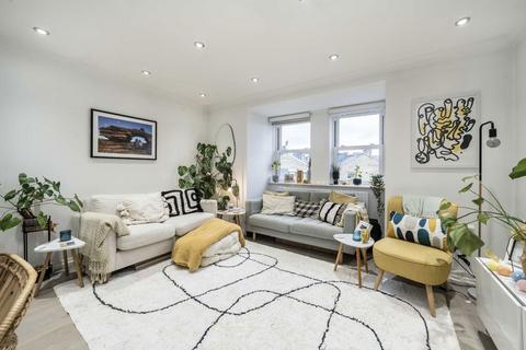 2 bedroom flat for sale, Codrington Hill, London SE23