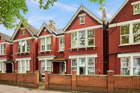 2 bedroom flat for sale, Cavendish Road, SW12