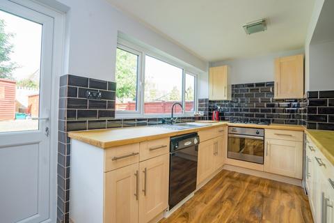 3 bedroom terraced house for sale, Stanbridge Road, Edenbridge