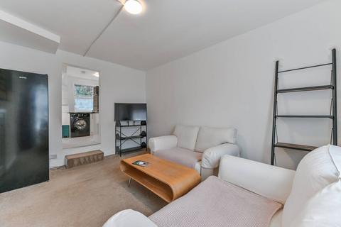 3 bedroom terraced house for sale, Isham Road, Norbury, London, SW16