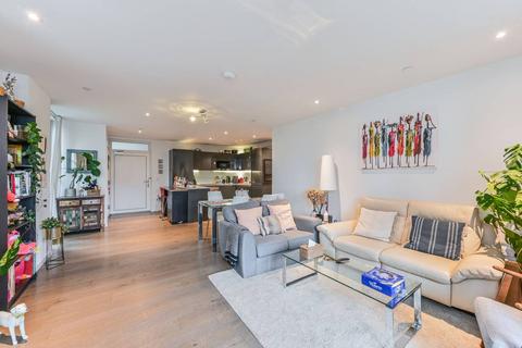 3 bedroom flat for sale, St Gabriel Walk, Elephant and Castle, London, SE1