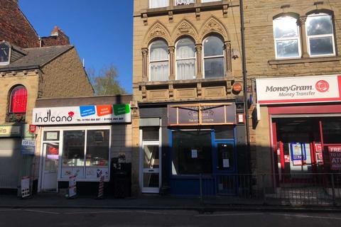 Property to rent, Market Street, Heckmondwike