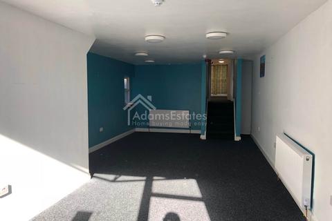 Property to rent, Market Street, Heckmondwike