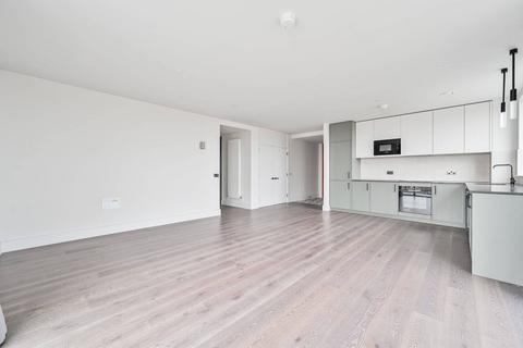 3 bedroom penthouse for sale, Windsor Square, Woolwich Riverside, London, SE18