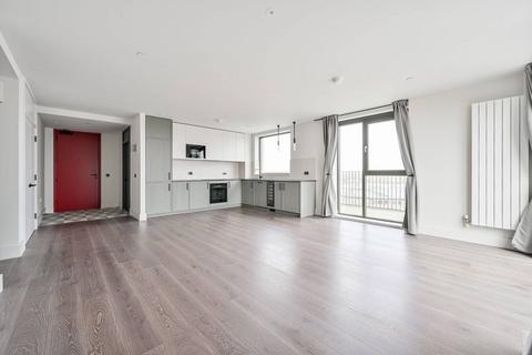 3 bedroom penthouse for sale, Windsor Square, Woolwich Riverside, London, SE18