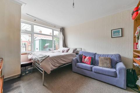 3 bedroom terraced house for sale, Leithcote Gardens, Streatham Hill, London, SW16