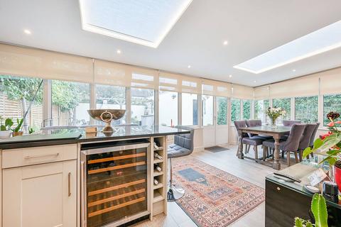 4 bedroom semi-detached house for sale, First Avenue, East Acton, London, W3