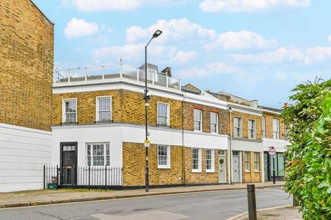 36 Thornhill Road, London, N1 1HW