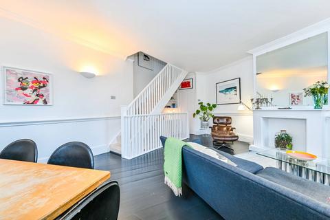 36 Thornhill Road, London, N1 1HW
