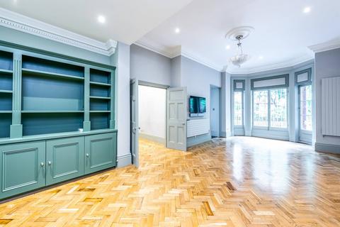 2 bedroom flat for sale, Sloane Gardens, Sloane Square, London, SW1W