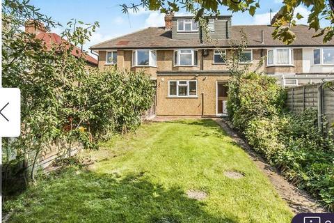 4 bedroom property to rent, Grasmere Avenue, Whitton TW3