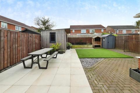 3 bedroom house for sale, Beacon Glade, South Shields