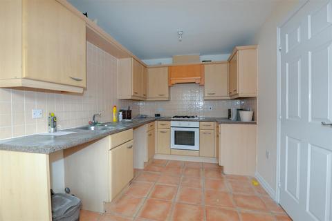 4 bedroom terraced house to rent, Cridlands Meadow, Bridgwater TA6