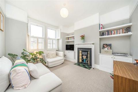 2 bedroom flat for sale, Elthruda Road, London SE13