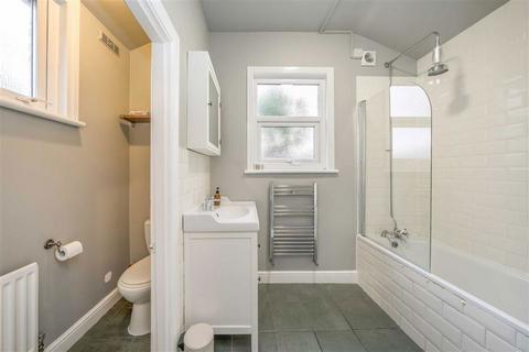 30a Elthruda Road, London, SE13 6SR